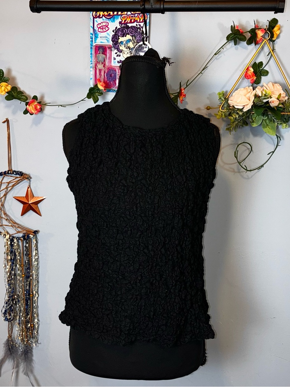 ✨ Textured Black Tribal Tank (M) ✨